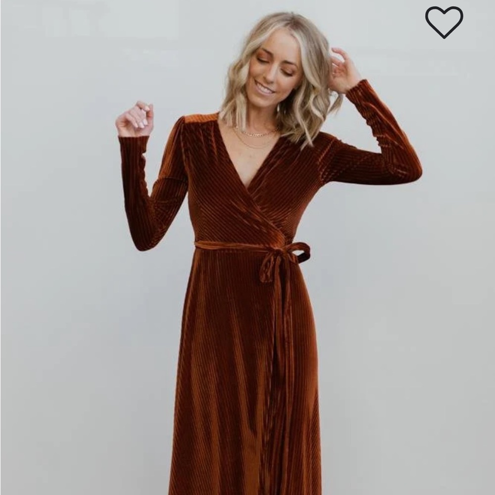 Jada Ribbed Velvet Wrap Dress in Copper